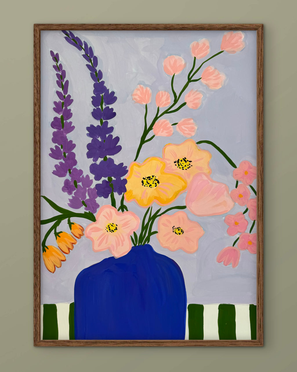 Blå vase med blomster